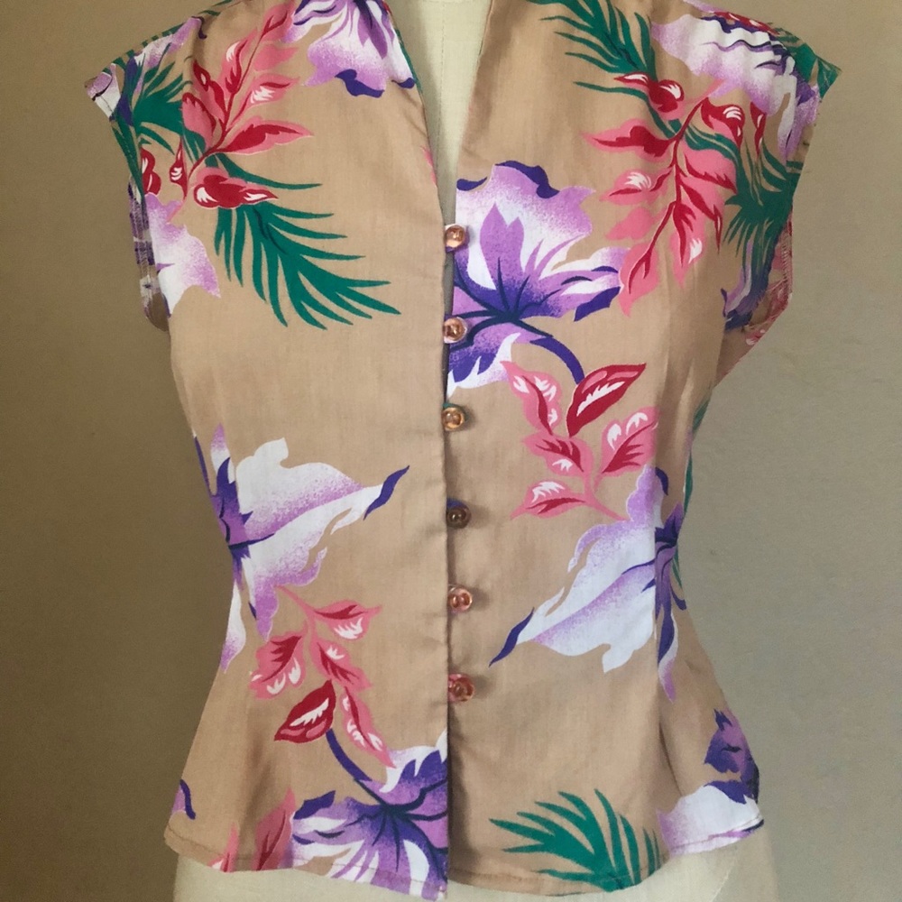 Vintage style Floral print short sleeve blouse